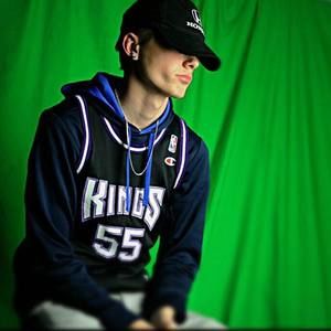 Meet your Posher, Evan